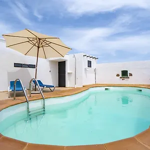 villa-la-torre.puertodelcarmen-hotels.org/